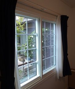 腰窓（高窓）用の内窓プラスト
